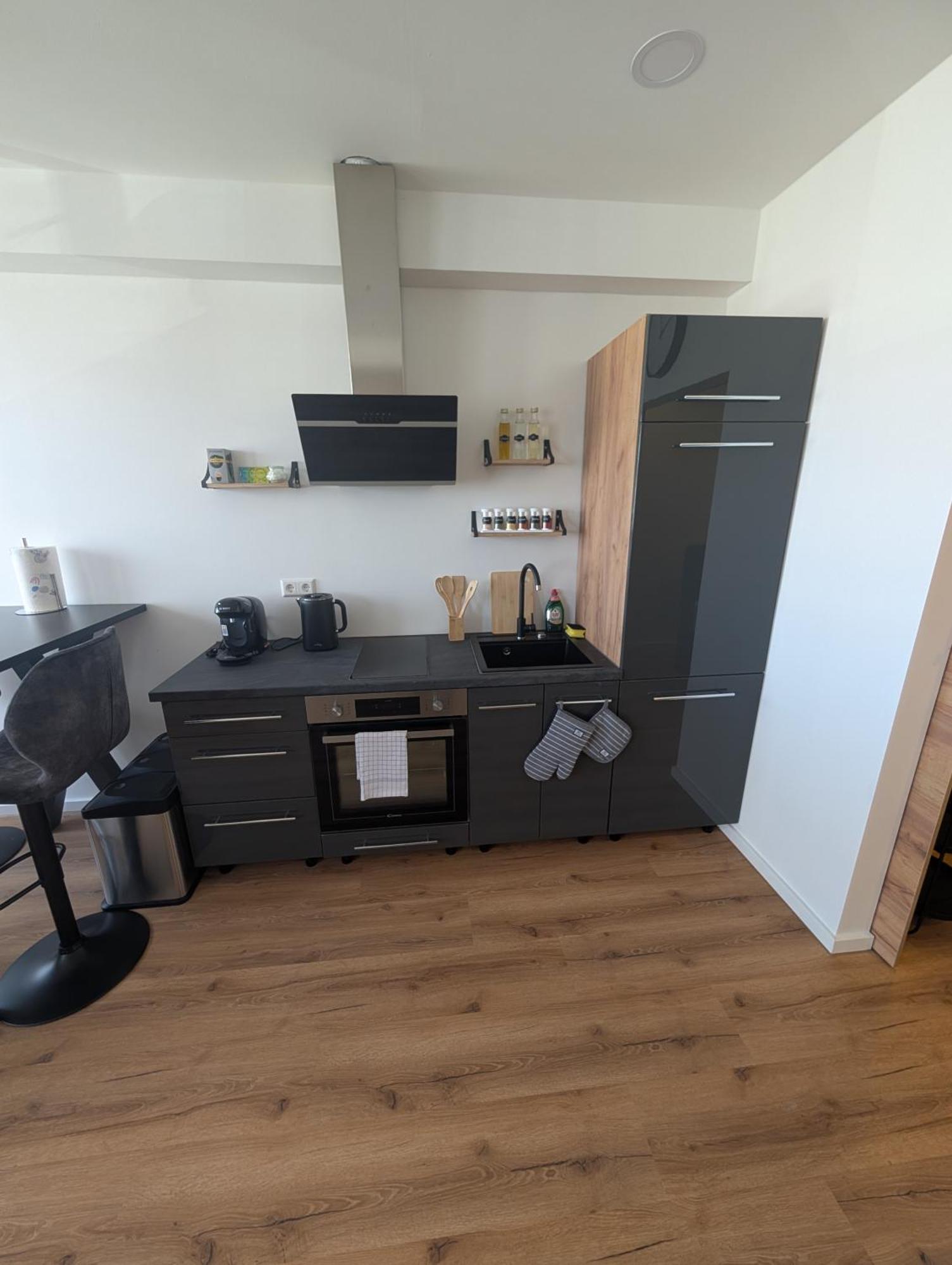 M4 Apartment
