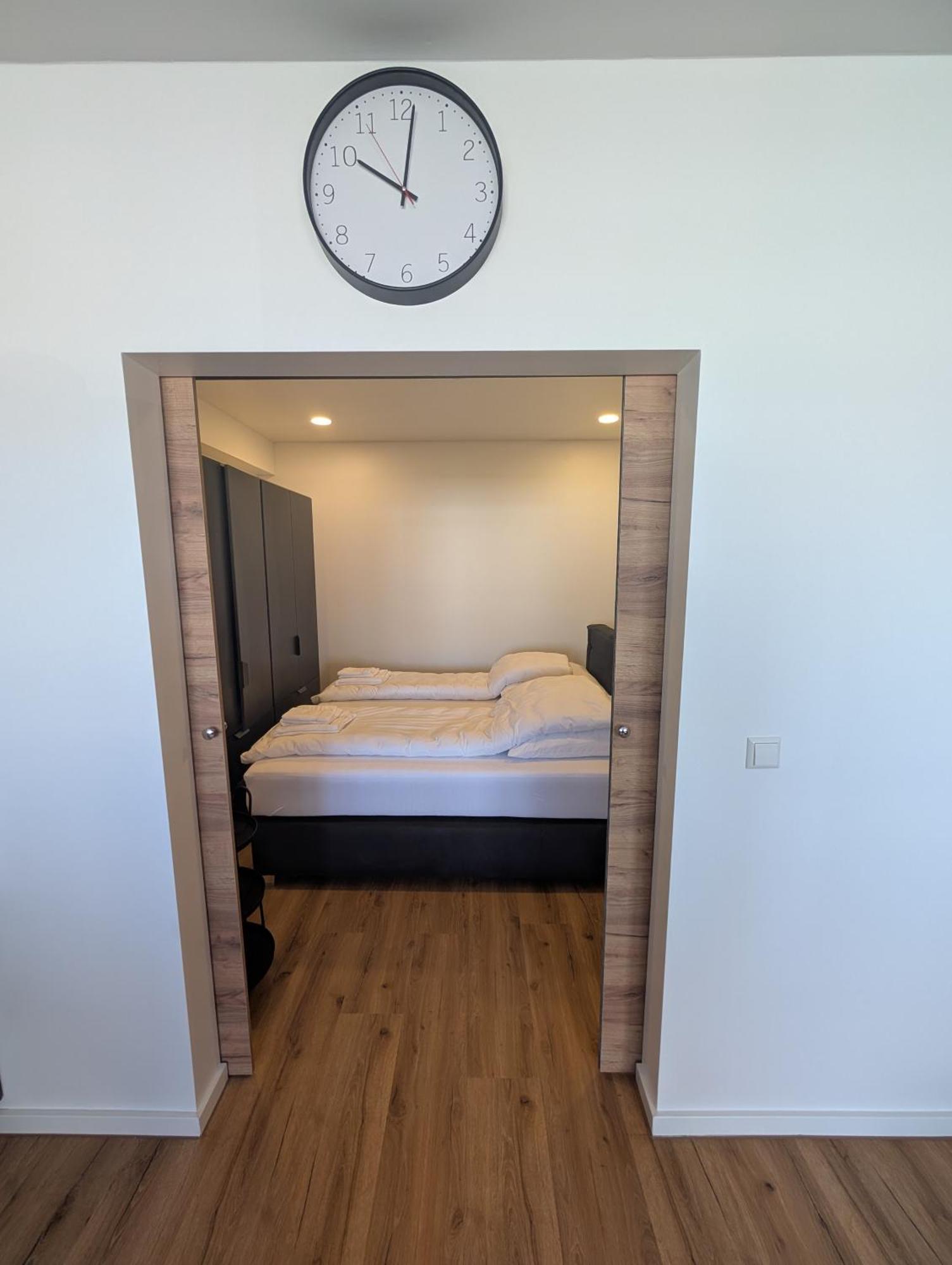 M4 Apartment *