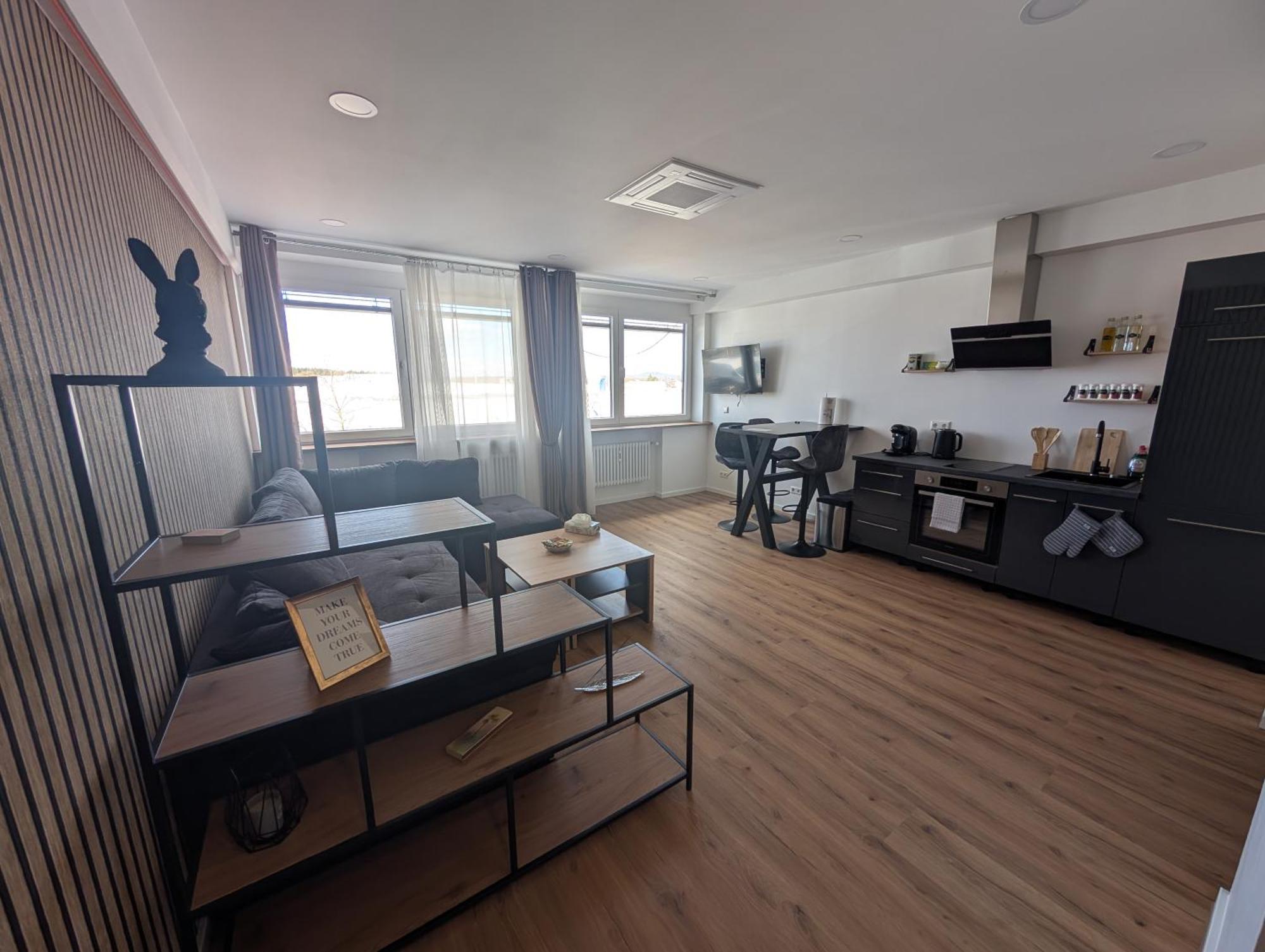 Apartment M4 *